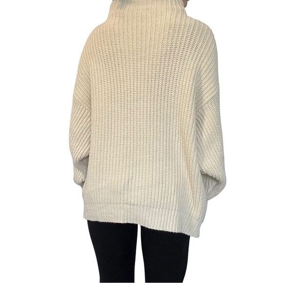 Free People Sweater Turtleneck Oversized Cream Knit Lagenlook Minimalist Size XS - Picture 3 of 9